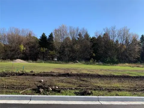 Residential Lot in Maple Creek