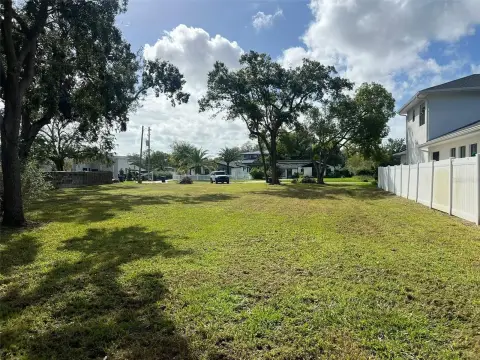 College Park Double Lot Opportunity