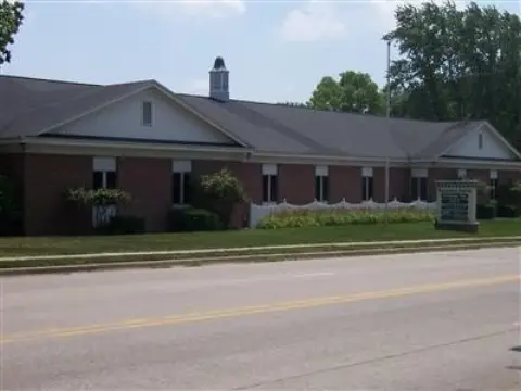 Six-Suite Office Building