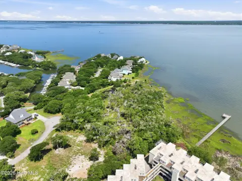 Waterfront Residential Development Land