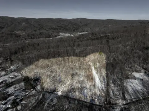 Stoney Creek Land with Views