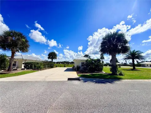 Motorcoach Resort Lot with Suite