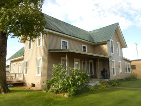 3-Unit Triplex with Decks