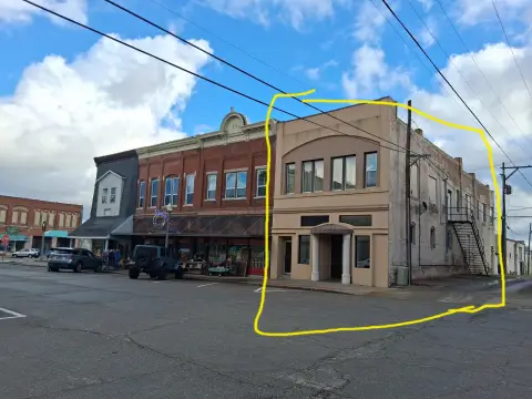 Aurora Office Building with Potential