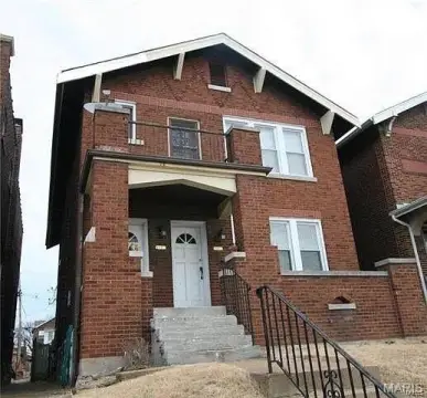 St. Louis Duplex: Turnkey Investment