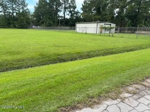 Commercial Land in New Bern