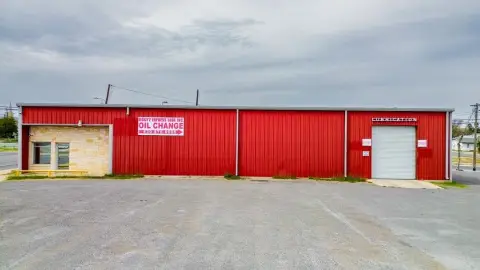 Carrizo Springs Commercial Warehouse/Retail