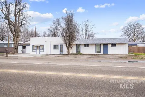 Highway Frontage Commercial Property