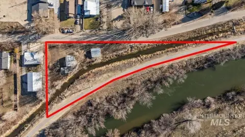 Waterfront Land Development Opportunity