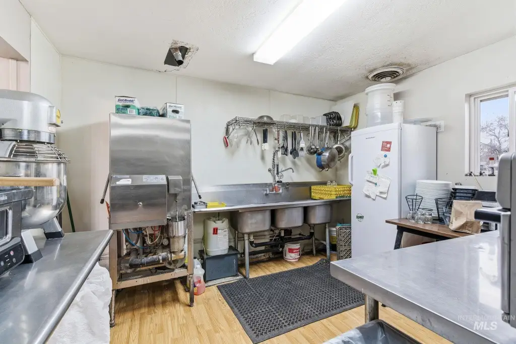 Picture 24