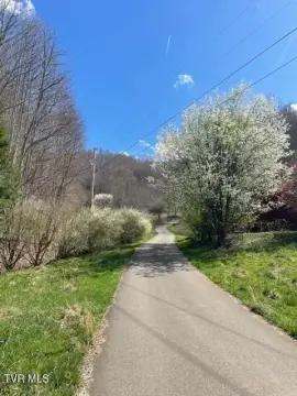 Ready-to-Use Tennessee Land Tract