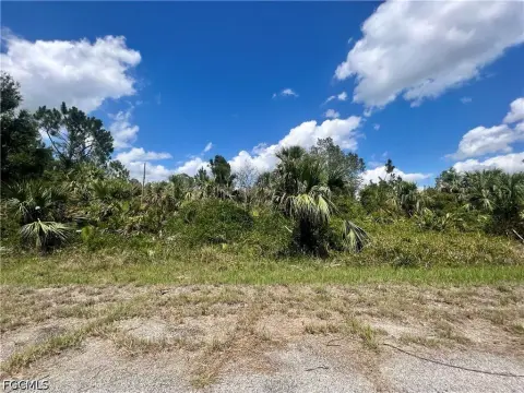 Residential Land in North Port