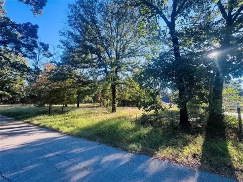Land Near Cedar Creek Lake