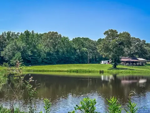 Waterfront Lot in New Territory