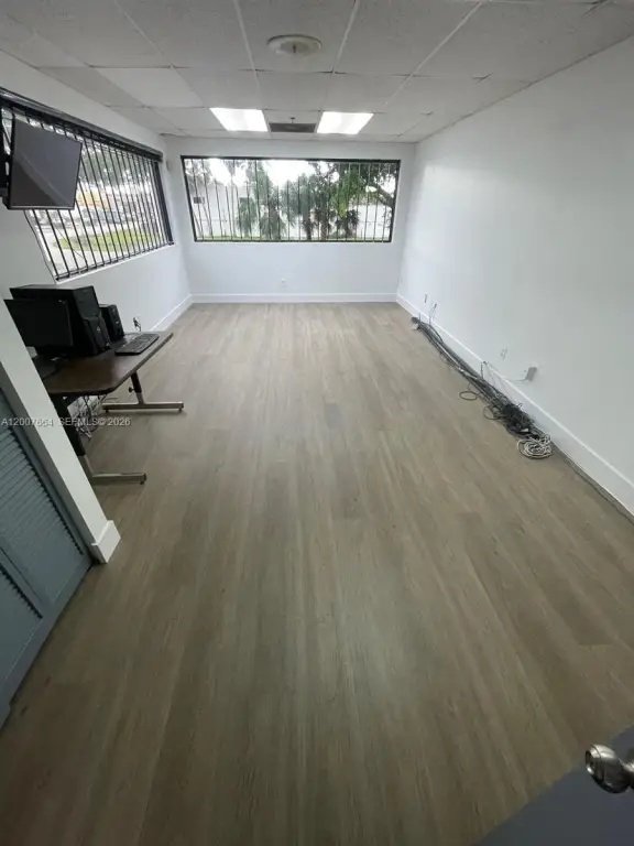 Picture 4