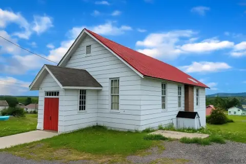 Versatile Commercial Property in Central City