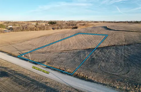 Scenic Building Sites Near Indianola