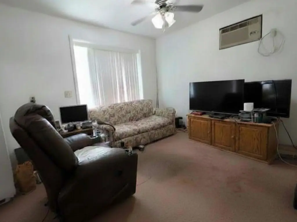Picture 10
