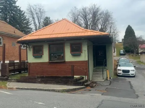 Johnstown Commercial Property with Drive-Through