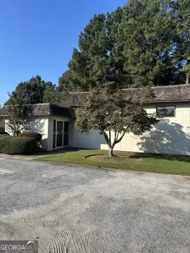 Lawrenceville Commercial Building For Sale