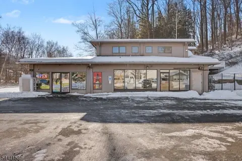 Commercial Space in Glen Gardner