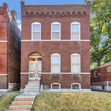 Updated Duplex in St. Louis
