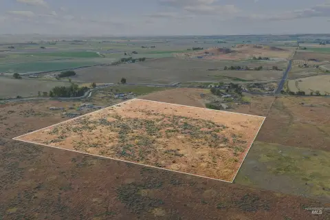 Acreage with Building Permit