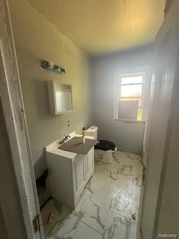 Picture 30