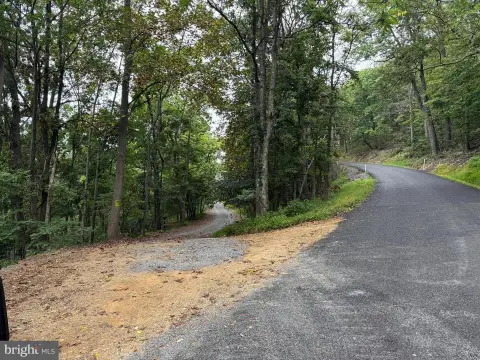 Secluded Mountain Property in Cacapon