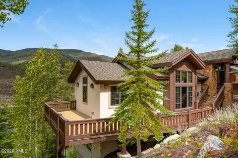 Mountain-View Duplex Residence