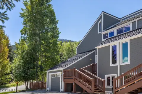Mountain Duplex with Expansive Deck