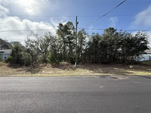 Residential Lot in Poinciana, FL
