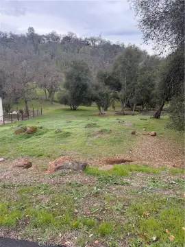 Scenic Lot in Hidden Valley