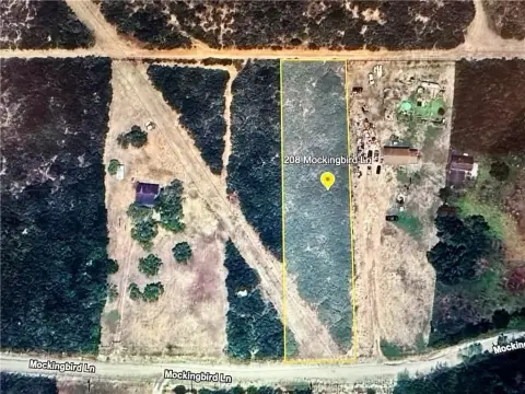 Residential Land in Orange Grove,TX