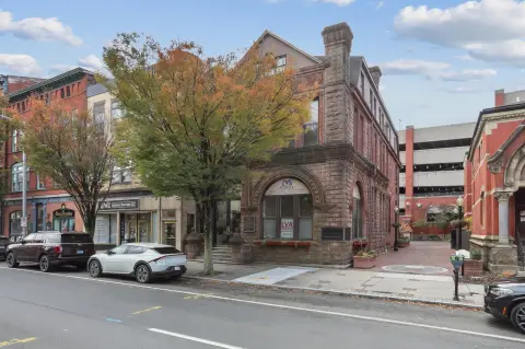 Danbury Brownstone with Commercial Levels