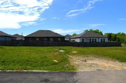 Residential Lot in Mabank, TX