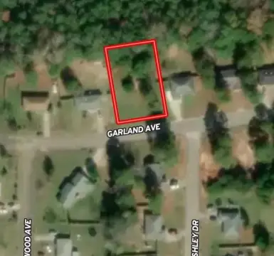 Residential Land in Ozark, AL