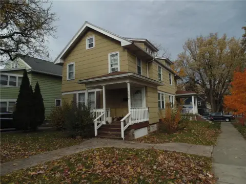 Rochester Duplex: Investment Opportunity