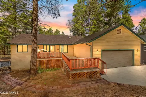 Flagstaff Multifamily Property with Income