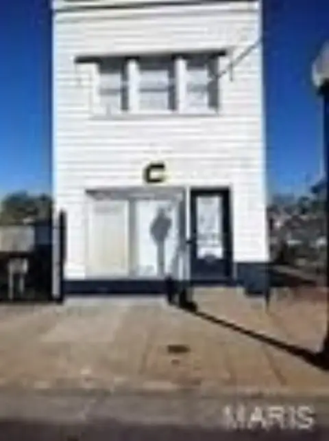 St Louis Retail and Office