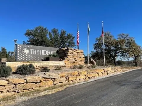 Corner Lot in Golf Resort