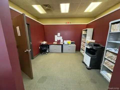 Dearborn Commercial Space for Rent