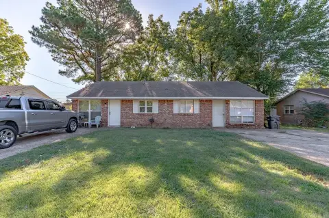 Jonesboro Duplex: Investor Opportunity