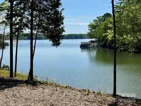 Waterfront Lot on Lake Wylie