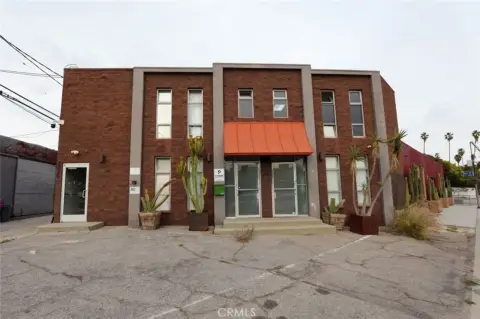 Venice Commercial Building For Sale