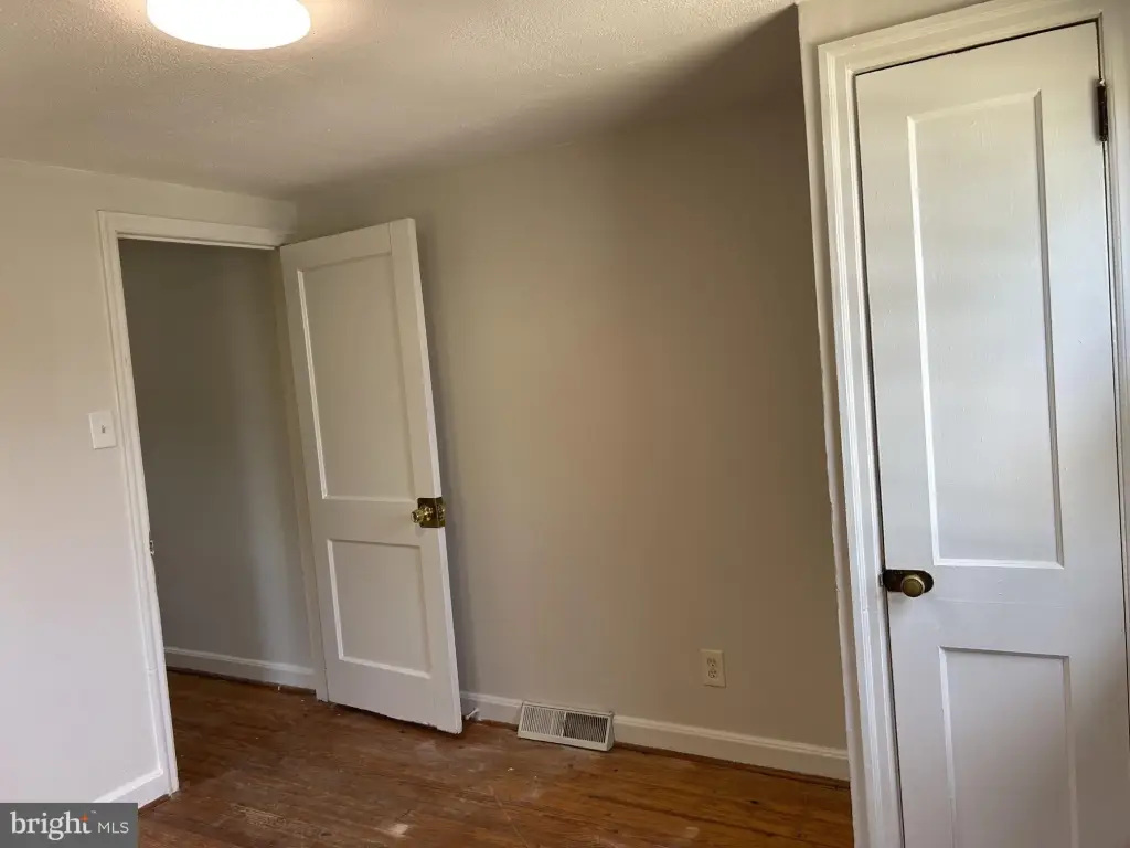 Picture 36