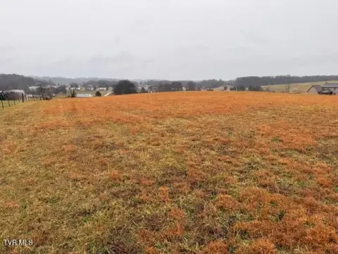 Land with Panoramic View Potential