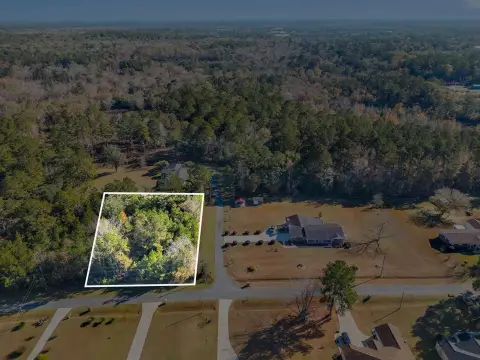 Residential Lot in Desirable Neighborhood