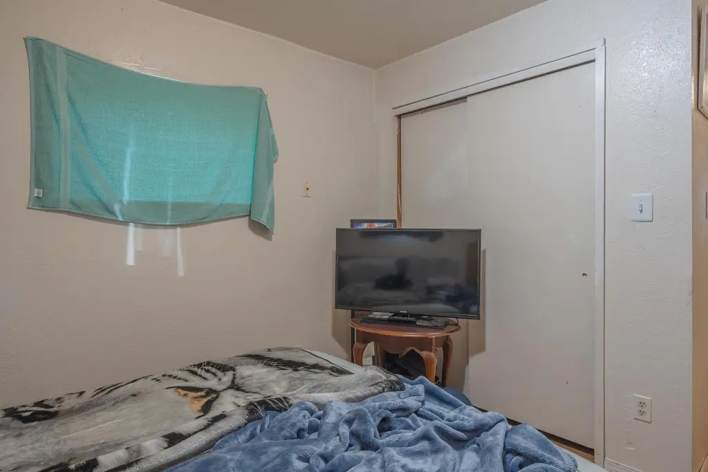 Picture 9