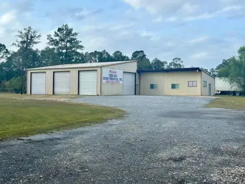 Silsbee Commercial Property with Warehouse